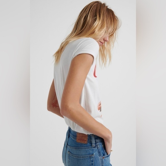 Lucky Brand Women’s Coca-Cola Graphic Short Sleeve Tee In White Size S/P - Picture 2 of 8